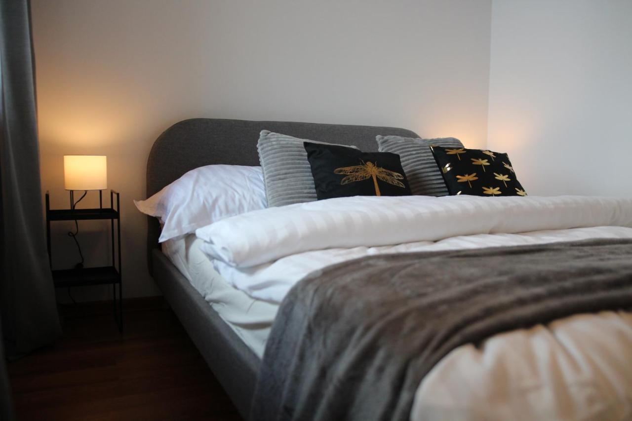 Ferienwohnung Apartament Reymonta Park Piotrków Trybunalski Exterior foto